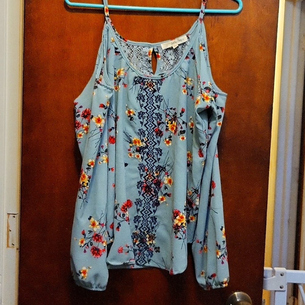 Flower embroidered Rewind cut shoulders